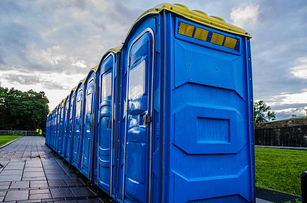 Best Standard Portable Toilet Rental in Atkinson, IL